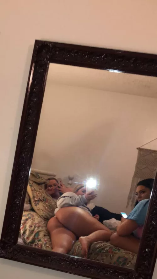 I am here to make you hard with my ass. How did I do?