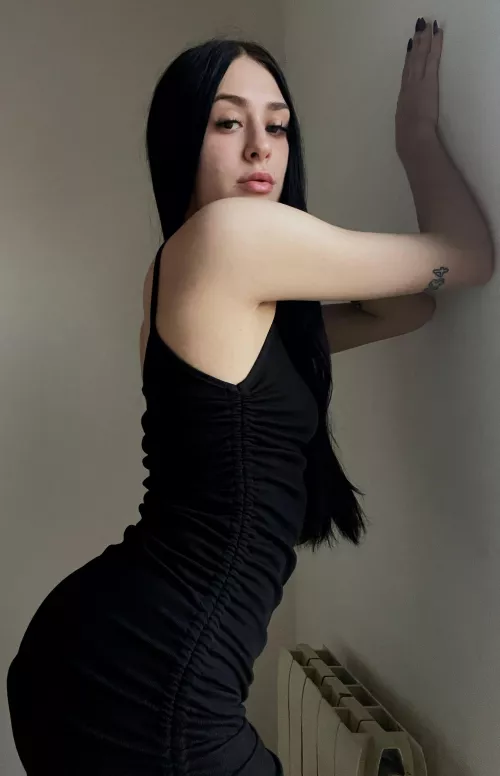 I bet this curves makes you horny as hell