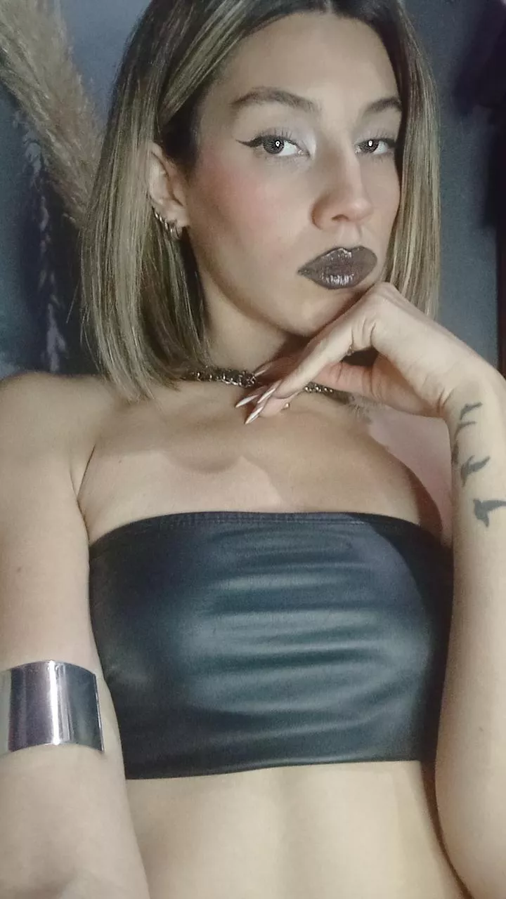 I doubt you're a good submissive. Everyone thinks they can do this and the truth is they can't.