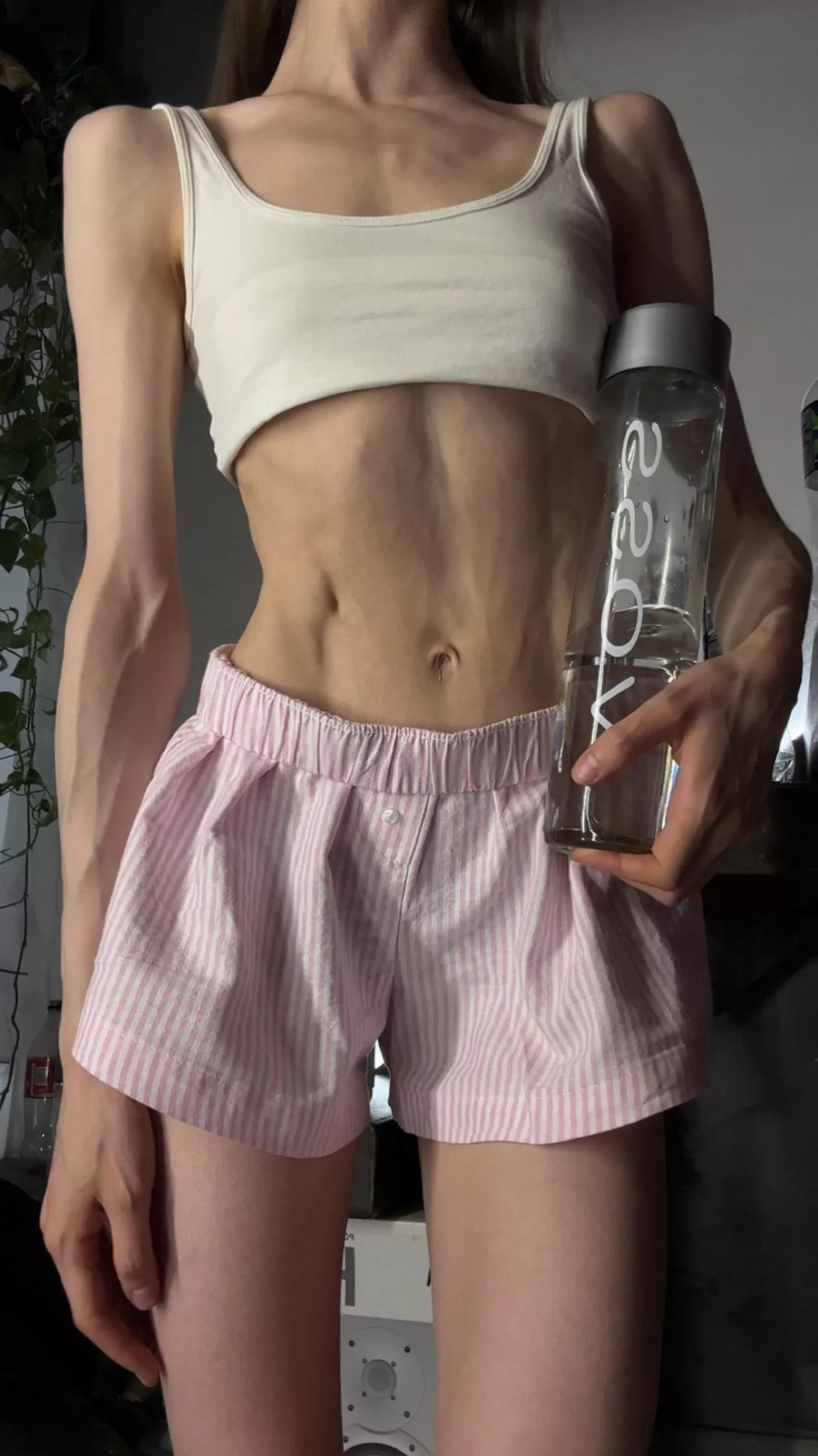 I feel like in pictures are not that visible, maybe with natural light! 