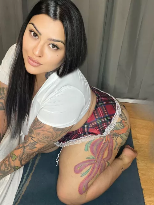 I like to surprise people with my sexy body
