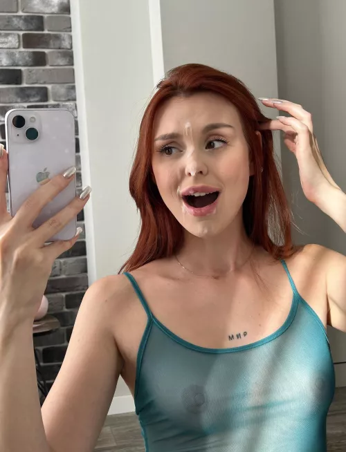 I like to wear cum on my face