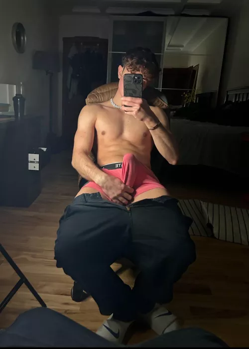 I need a good gym bro 