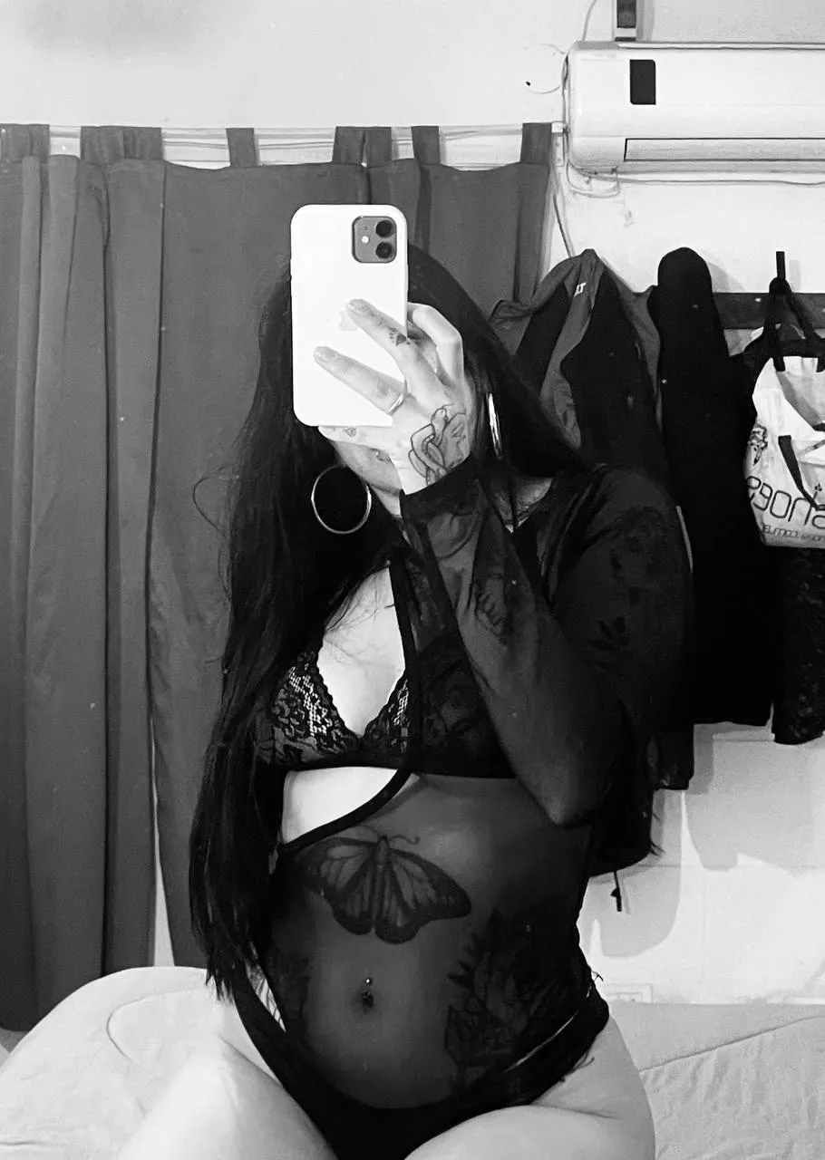 I only desire one thing the most in this world, to be spoiled~ 🖤