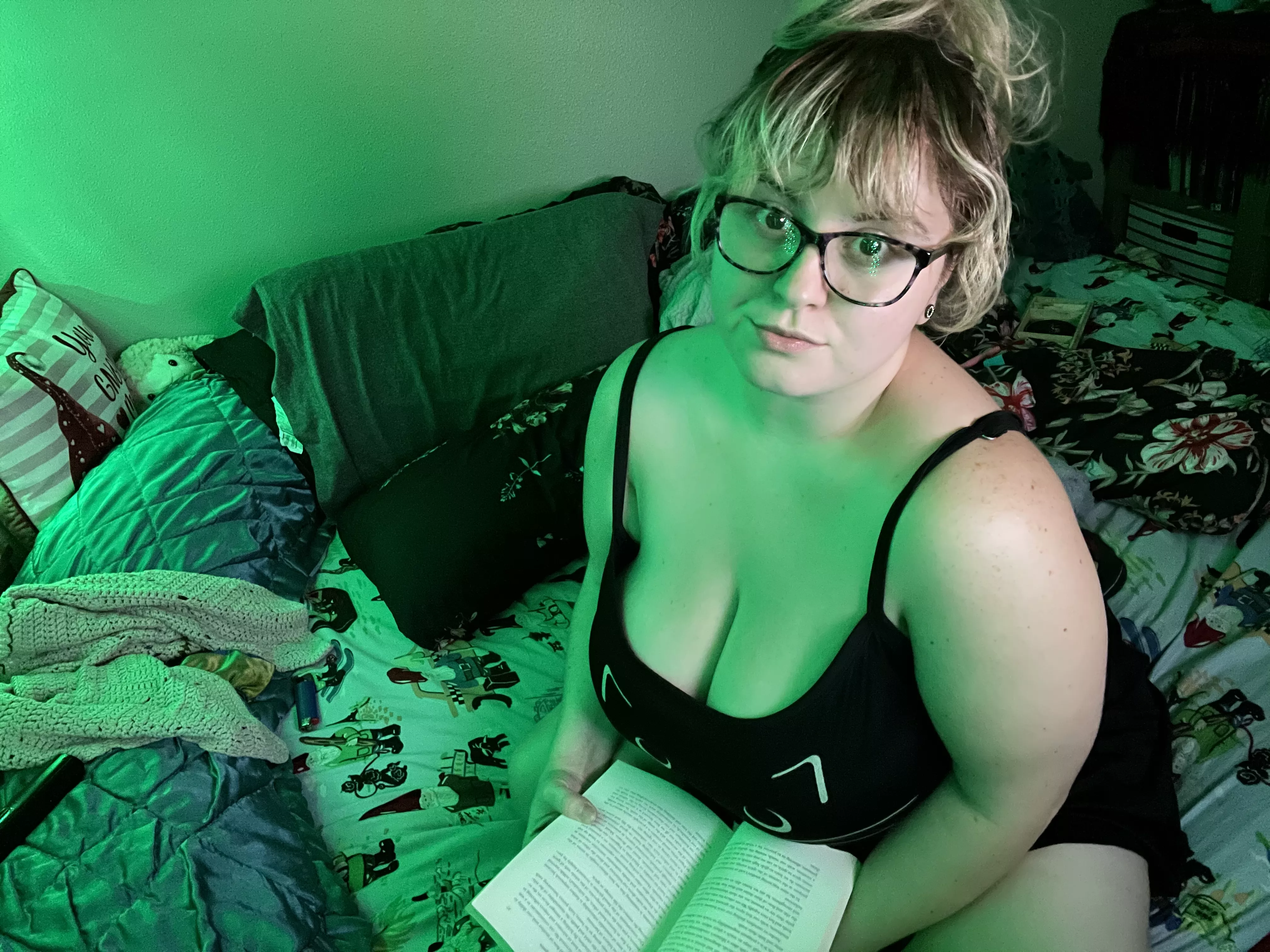 I read between the lines… and I know exactly what you want to see.