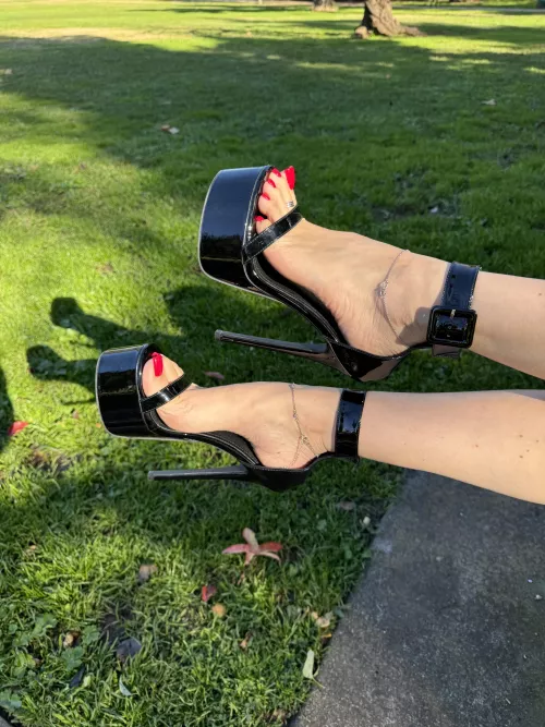 I really love my heels 👠