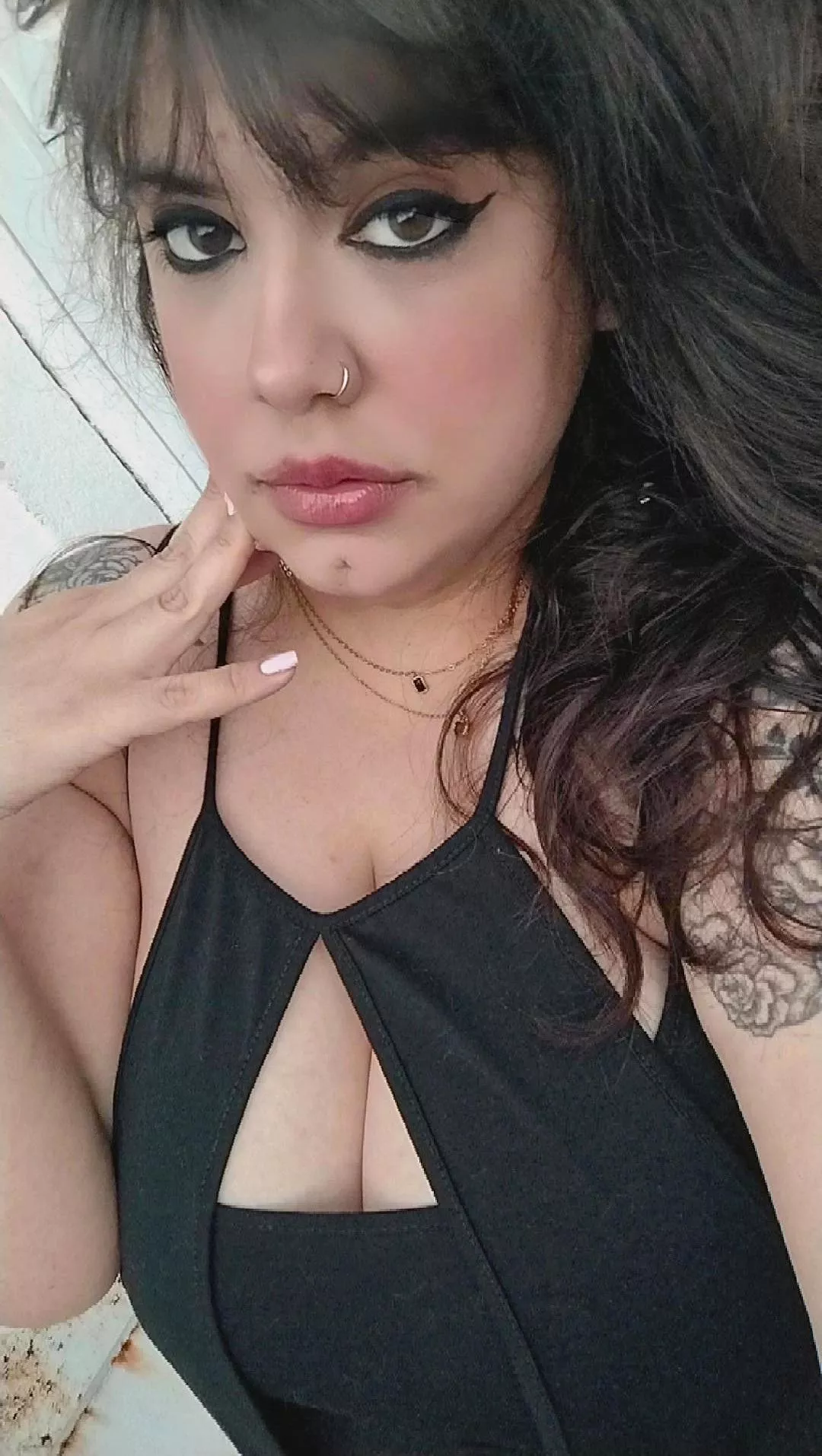 I really want the useless people who just want things without giving their gratitude to disappear.