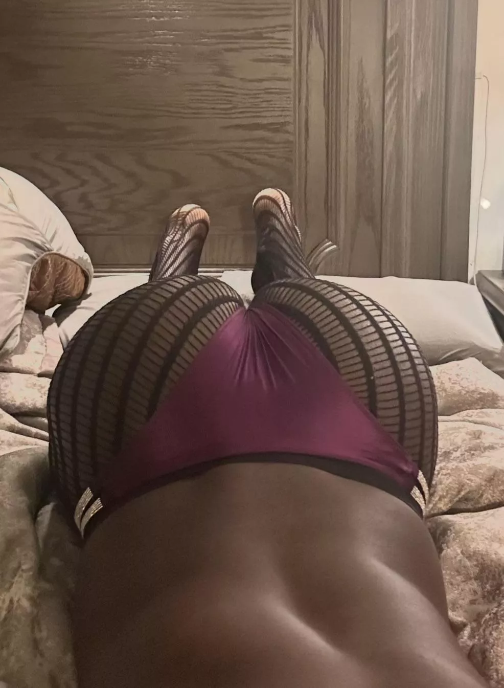 I wanna loads of cum on this 🍑 