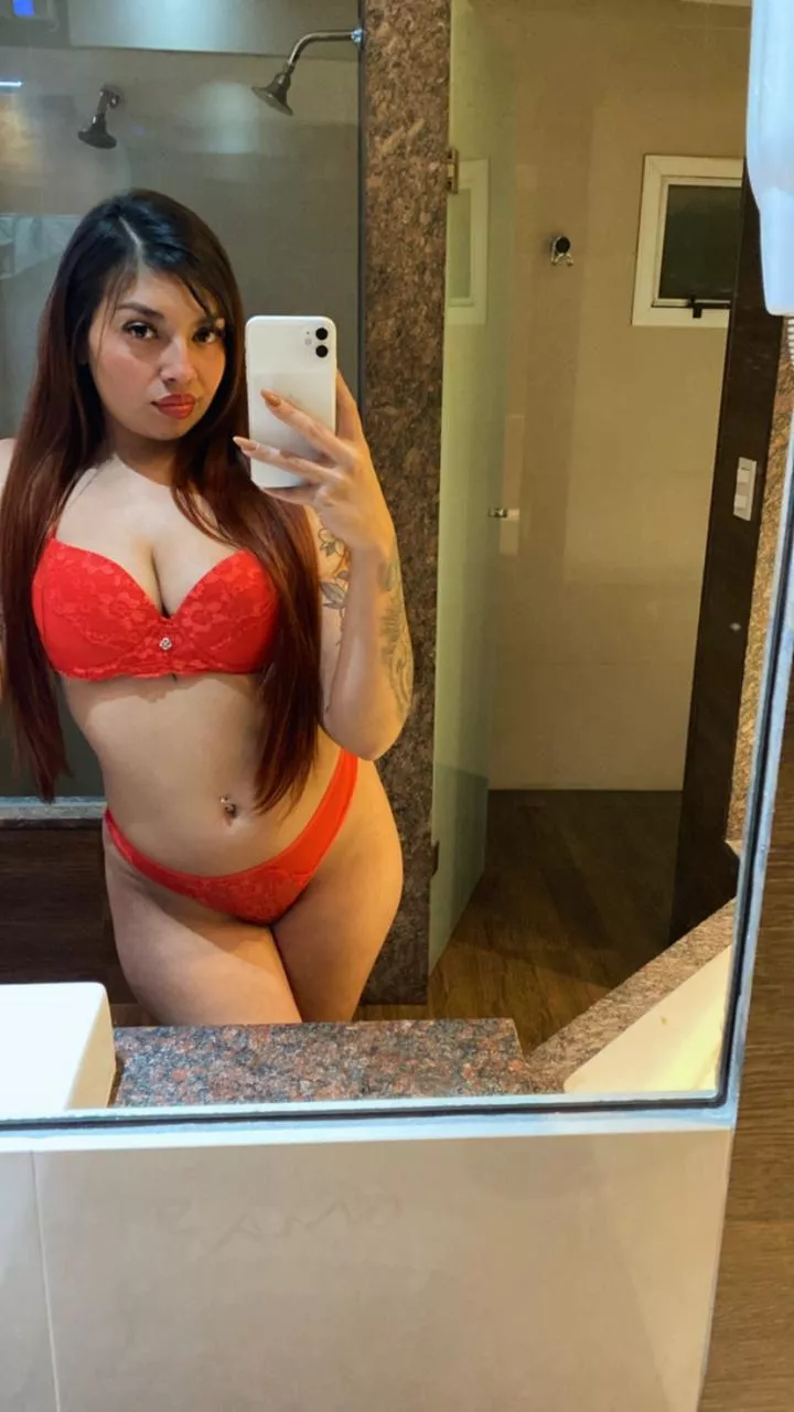 If you are open to receiving my nudes of Stockings, feet, strap on without asking questions, just say yes