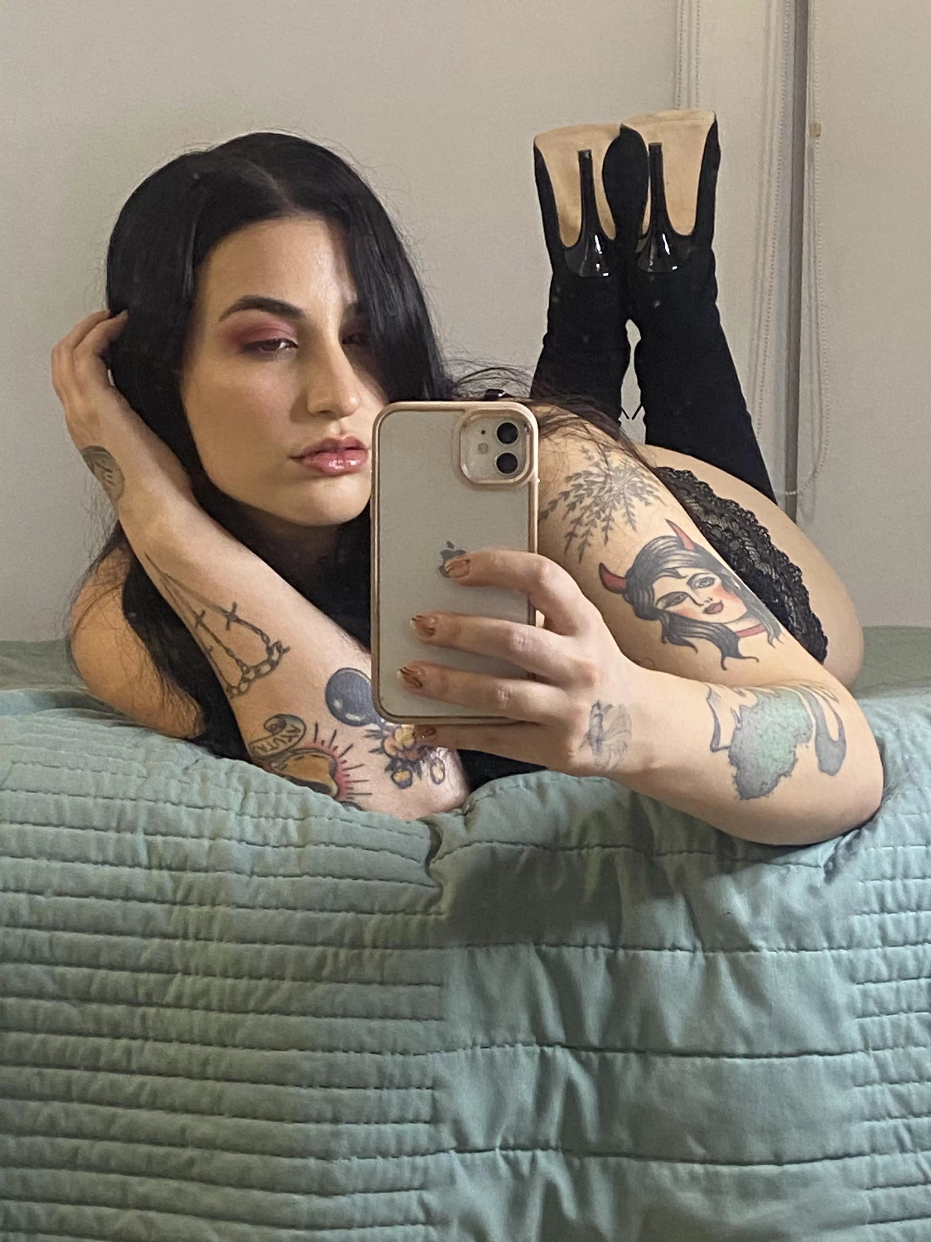 I’ll put my boots on your face	