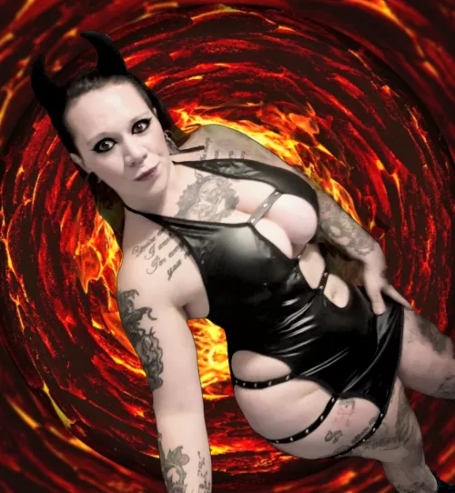 Im on demon time 😈 50% off until Oct 31st at 12AM! Halloween Themed! Link👇