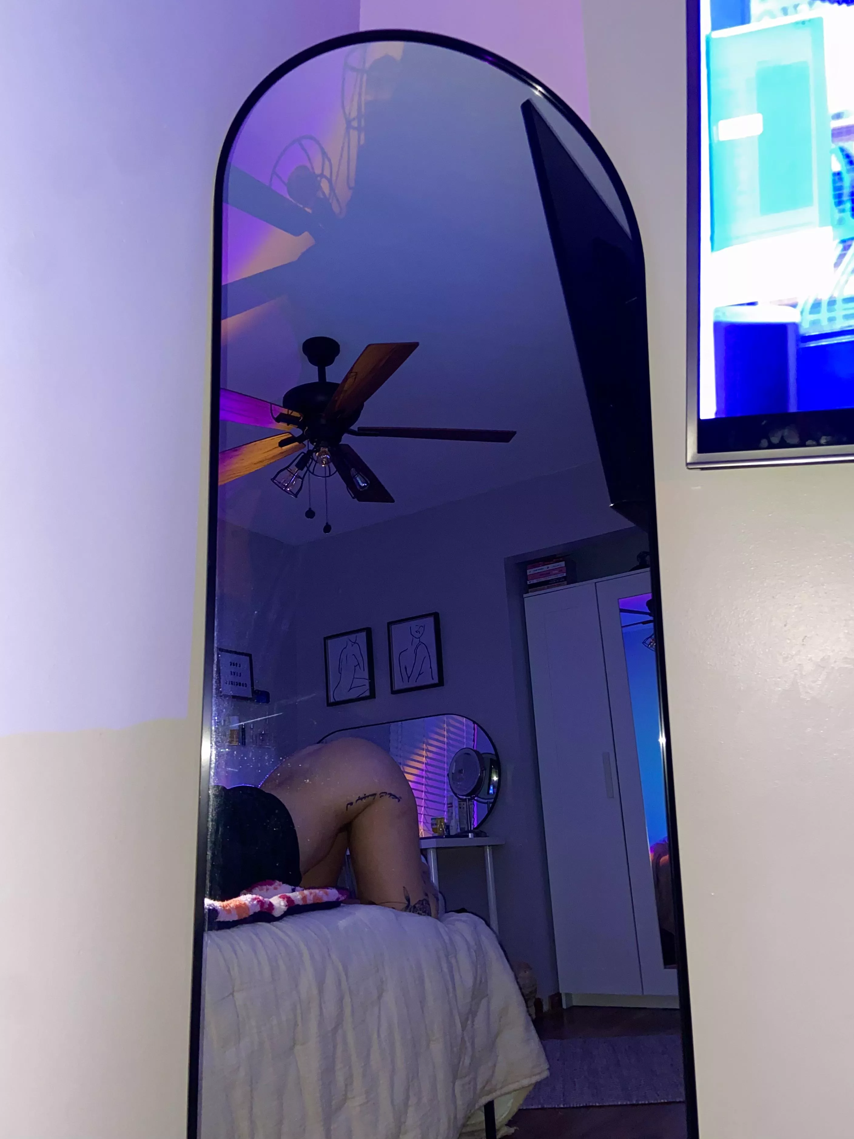 Imagine hitting it from the back 🥵