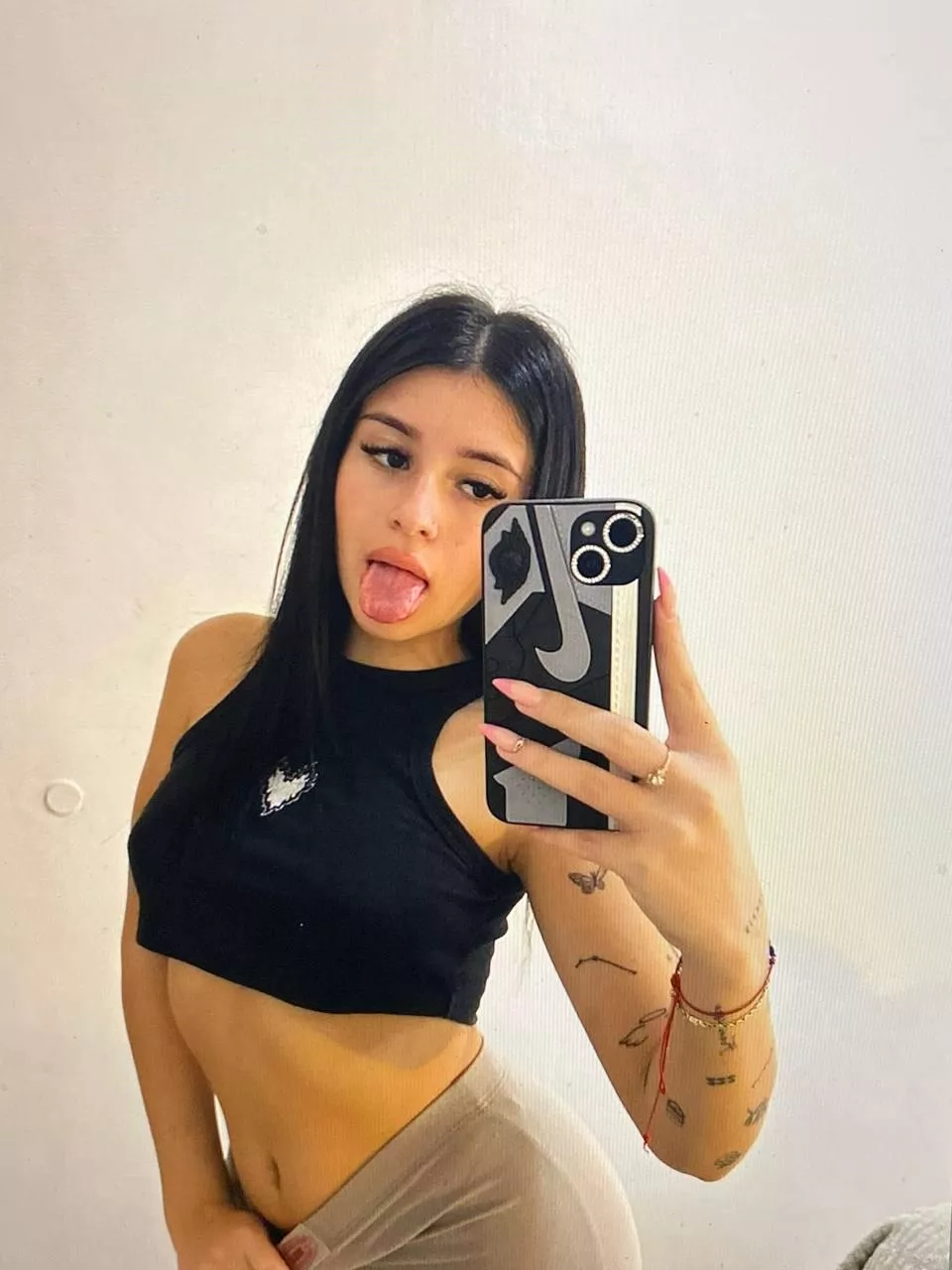 (ireland) are u into short girls daddy