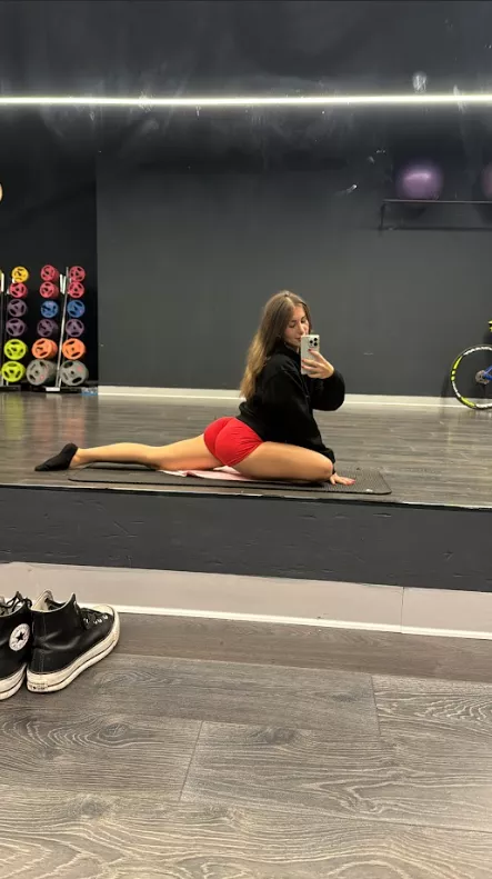 Is it okay if I hang out here :)