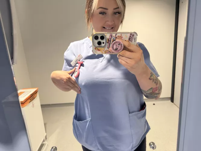 It’s cold tonight 😜