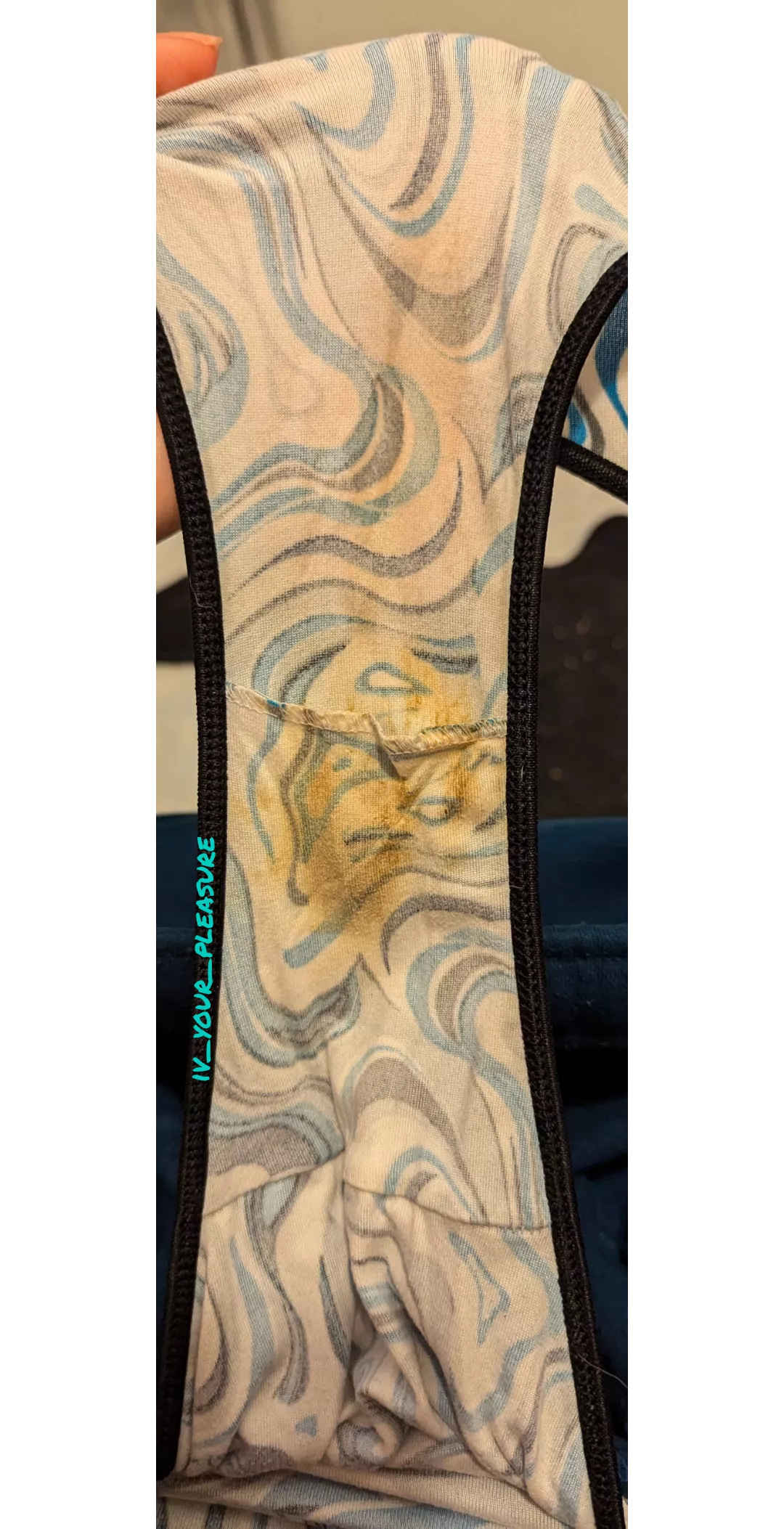 It's final form lol Vacuum sealed these up still damp just a bit ago - 3 days, 2 no shower, skids, and came in them. Don't miss out on this tasty treat ;)