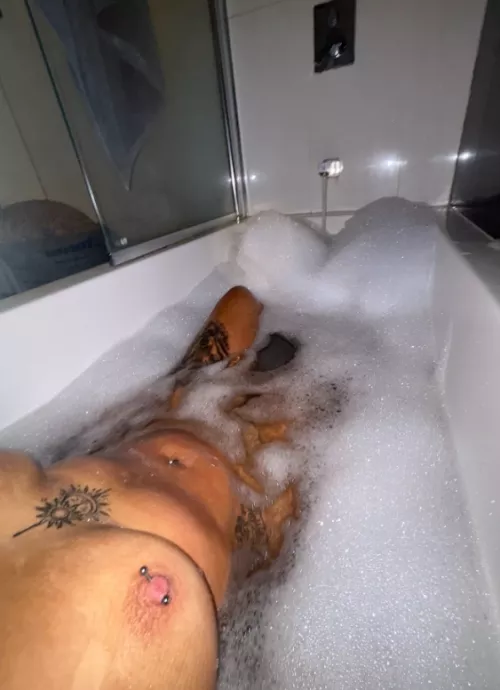 It’s my pleasure to reveal my natural pierced set to you.