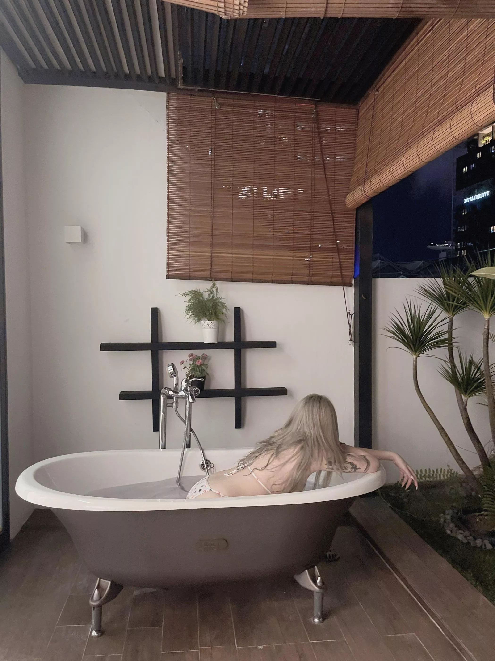 just a little throwback✨ quick post before i head back to work🤭