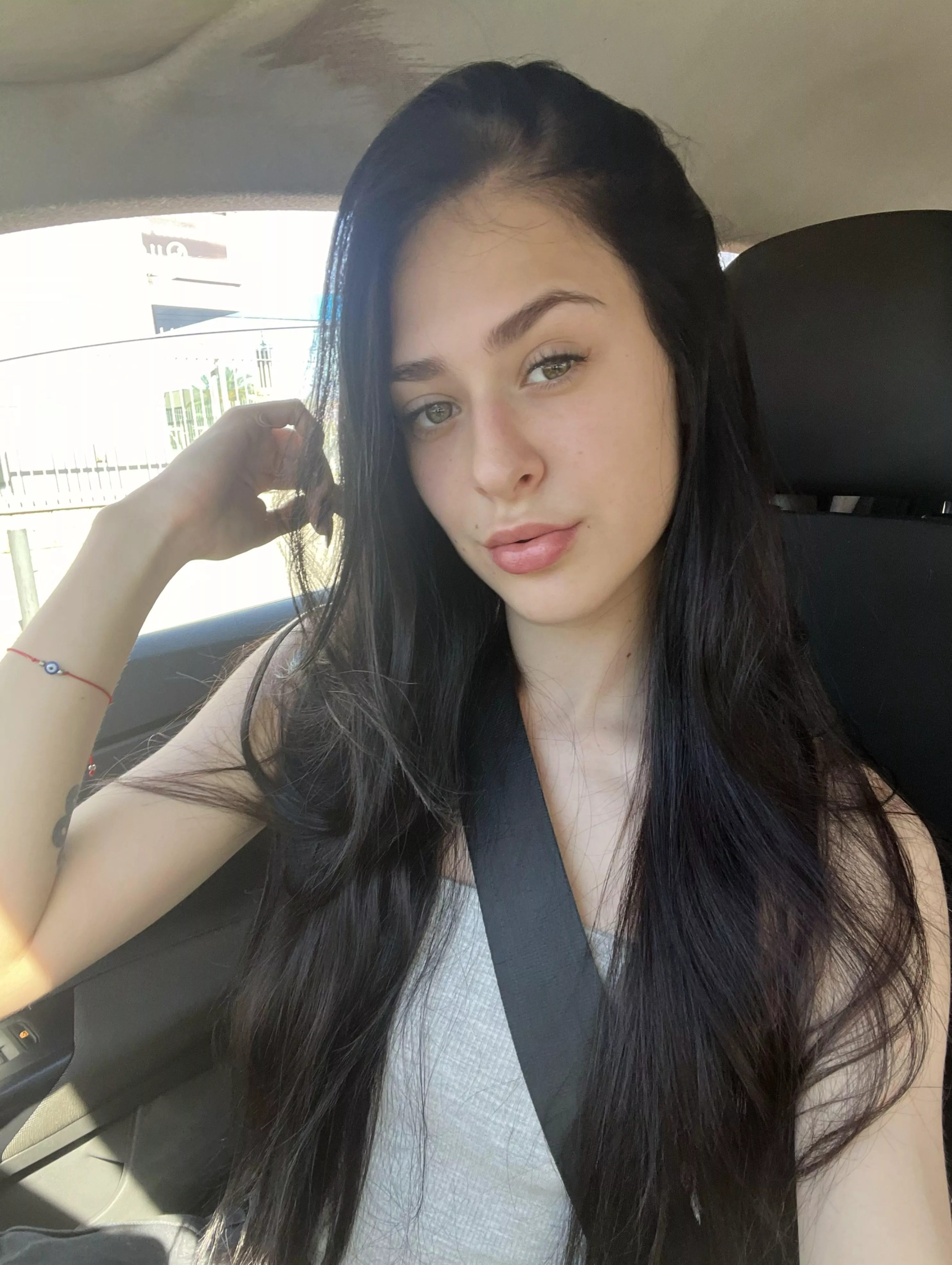 Just an average girl living life unapologetically