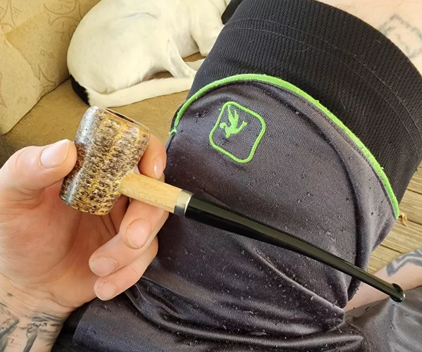 Just got my first pipe. Tips, tricks, and cautions welcome. 