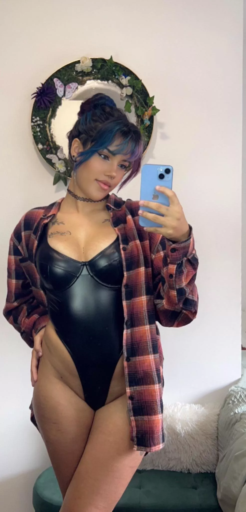 just wanted to show off my sexy outfit to you