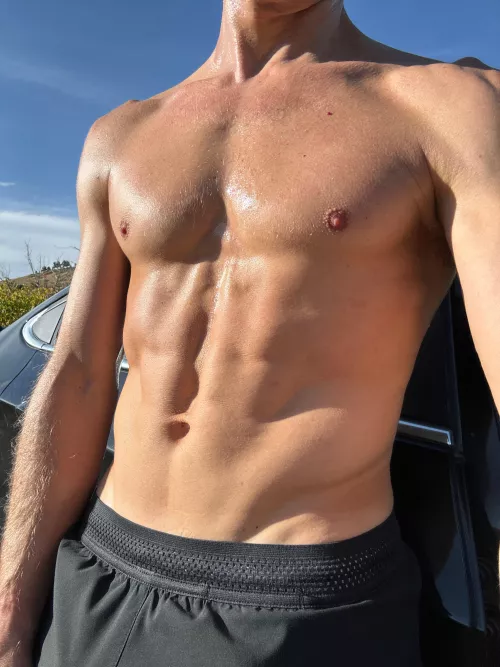 Last few days of glowing season 😏