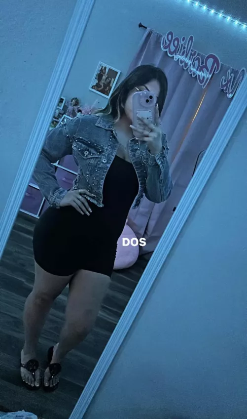 Latina baddie with black Tory Burch’s