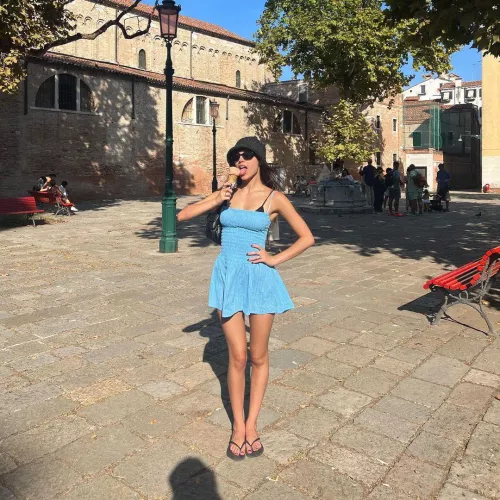 Leggy in Italy - September 2024
