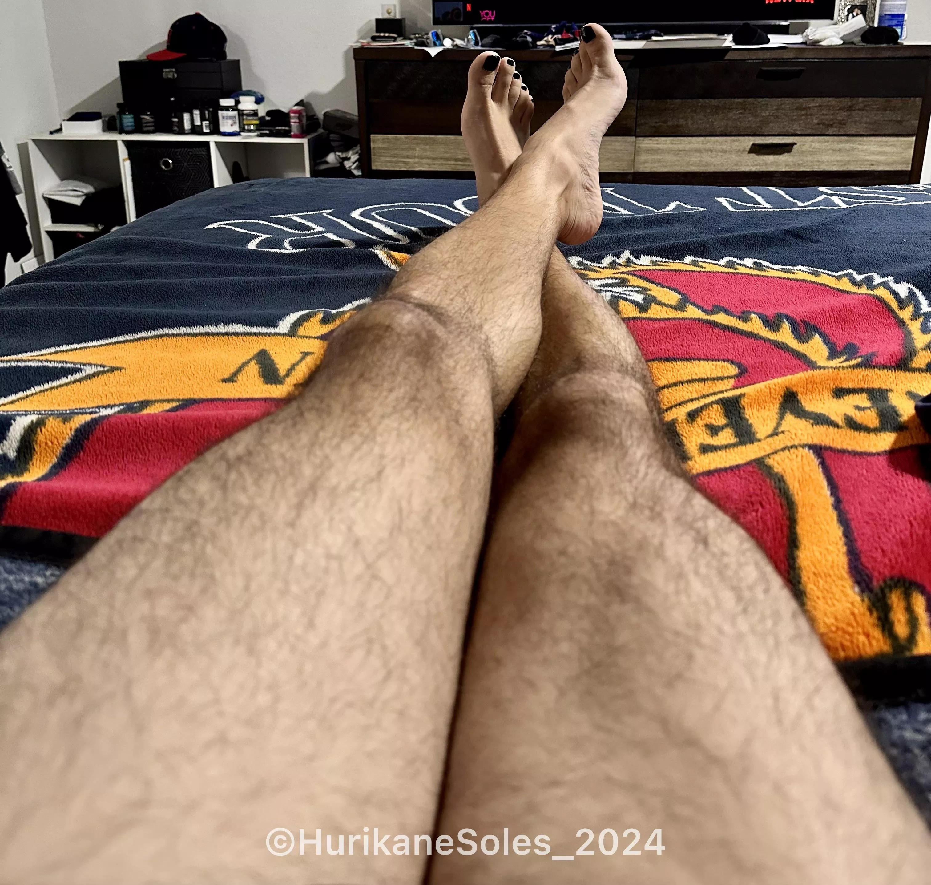 Legs and feet requested. Legs and feet rendered😉