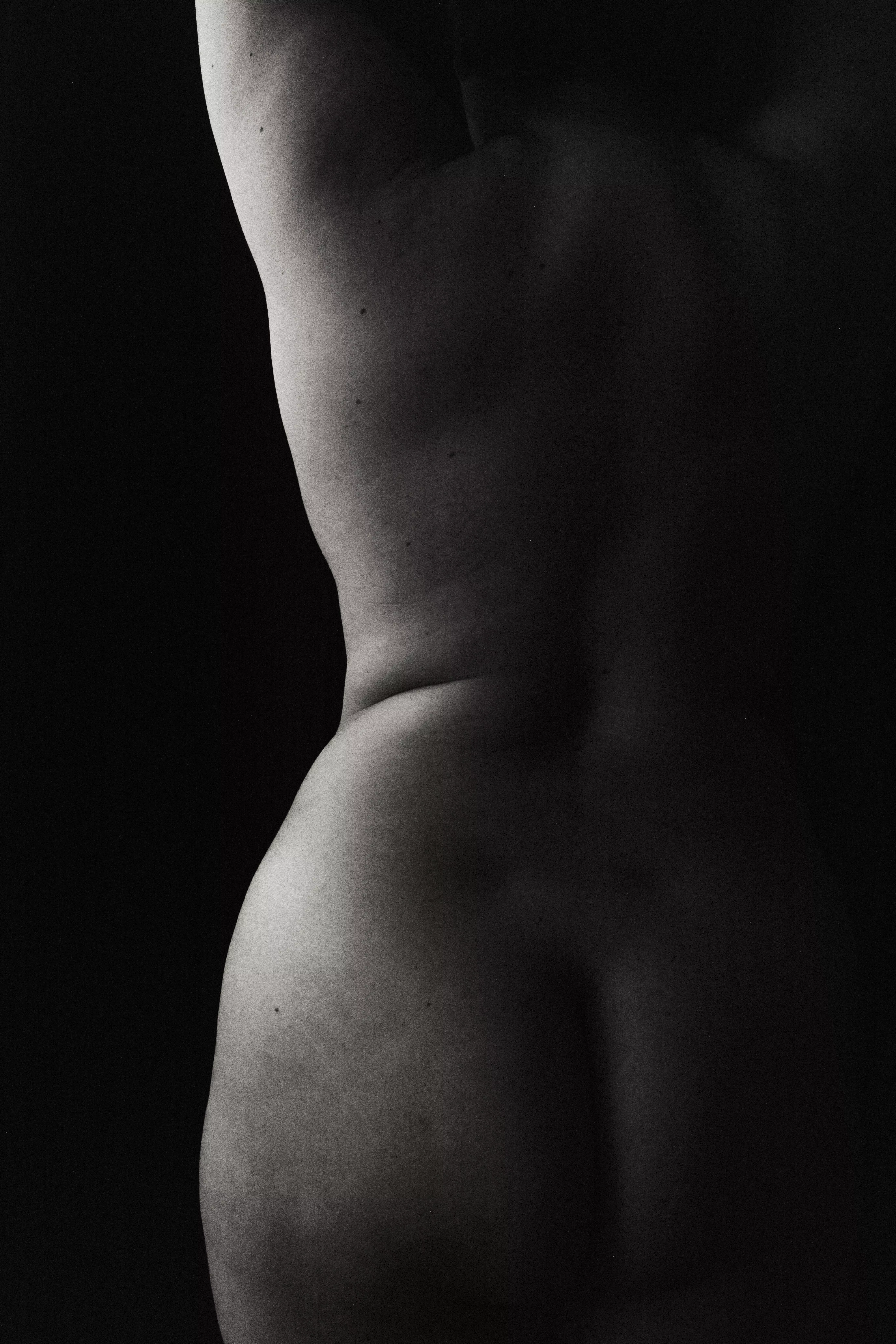 Looking for couples and singles 