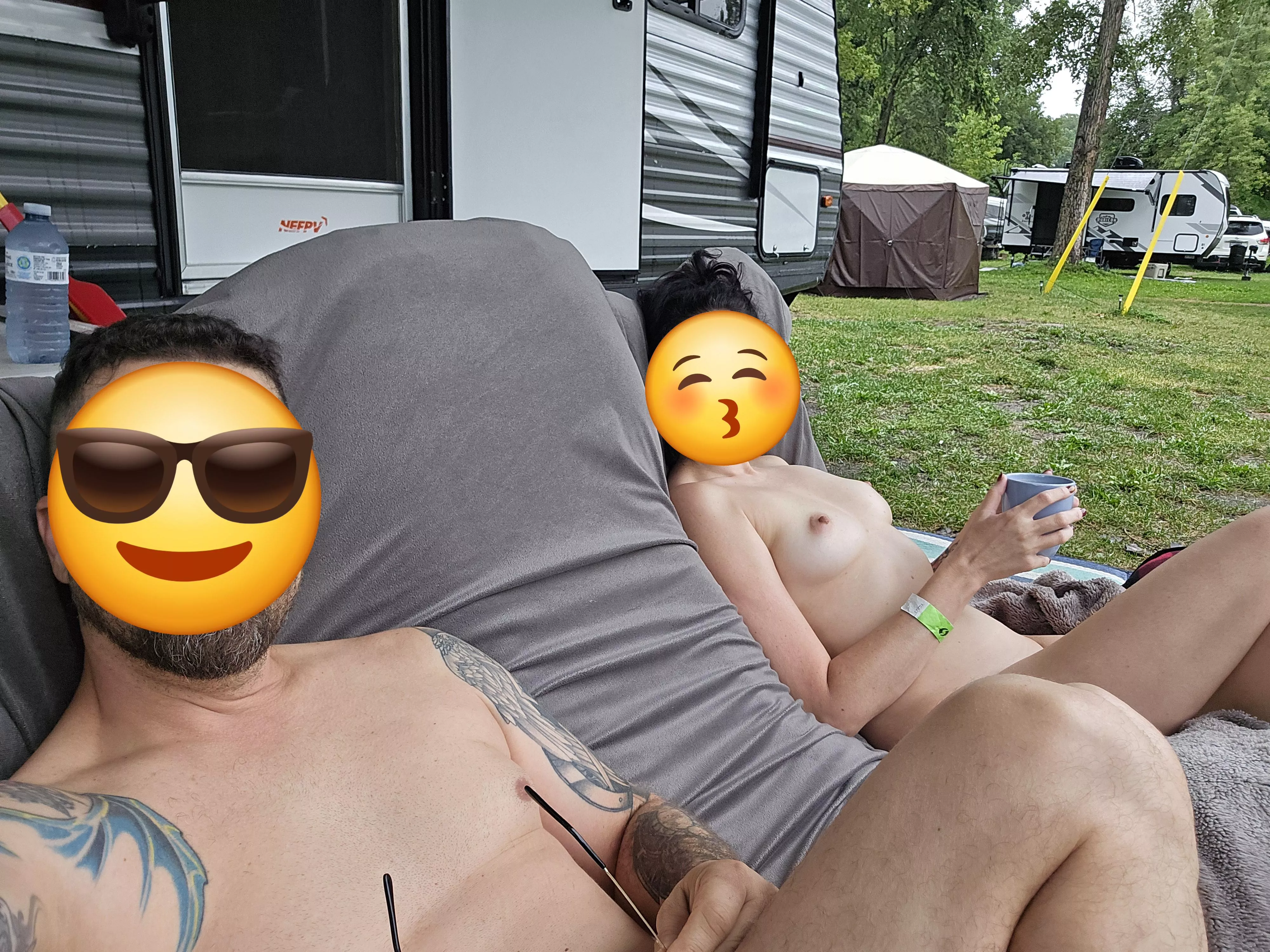 Looking for sexy couples, we're free Oct.11-12