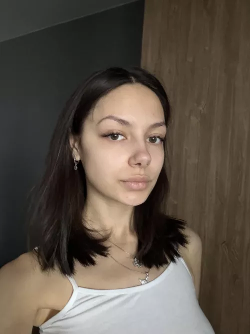 Loser can’t talk with me too much 