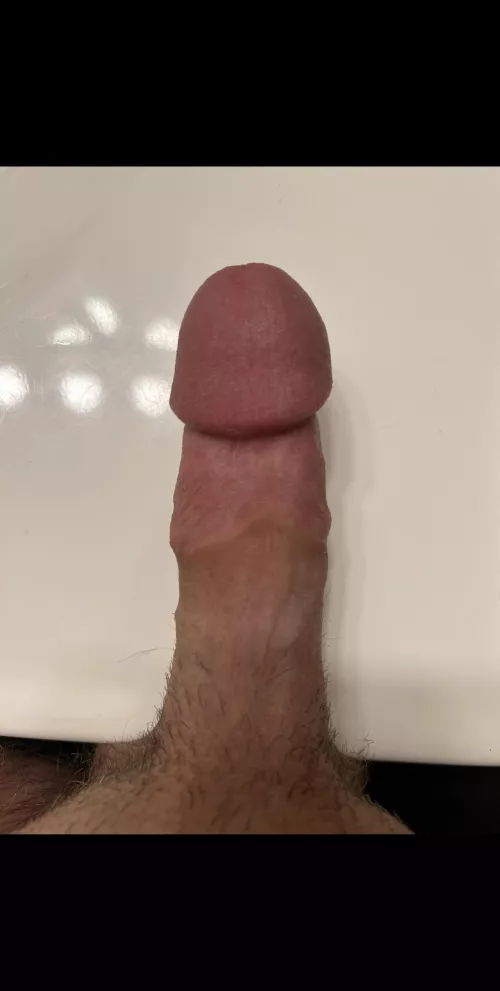 M19 Bolingbrook never done anything with a guy before, am I suckable?