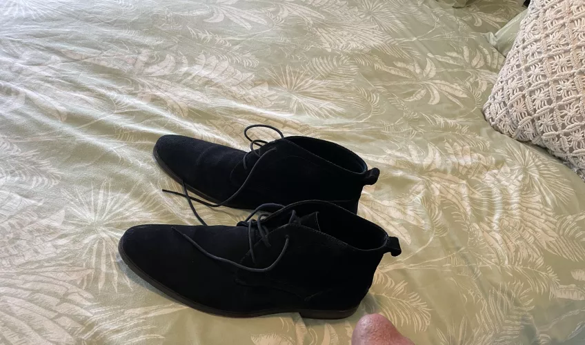 M4A how do you like my new blue suede shoes?