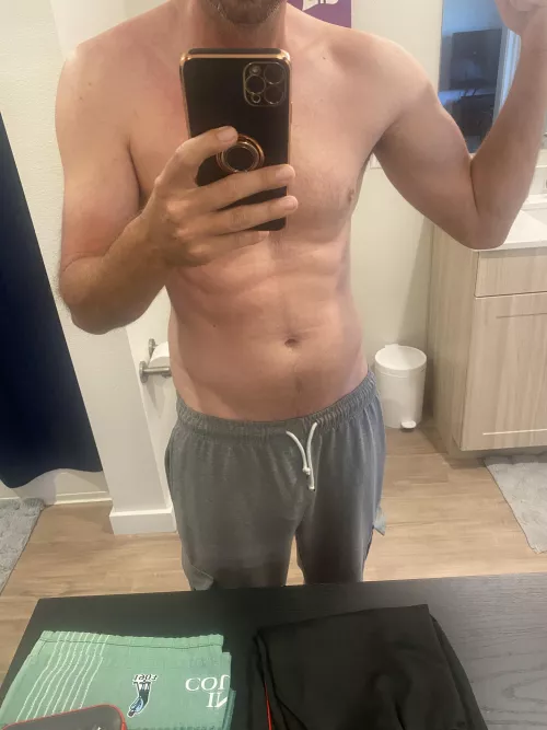 M4F Age gap is my kink, 46, fit, well hung, cut and clean. 