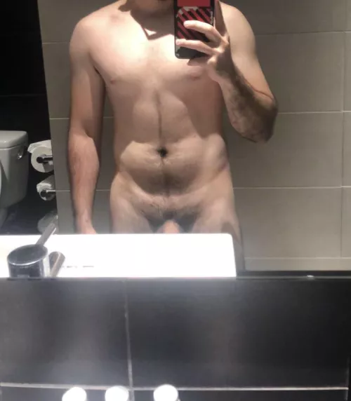 (M4F looking for an ongoing discreet FWB 