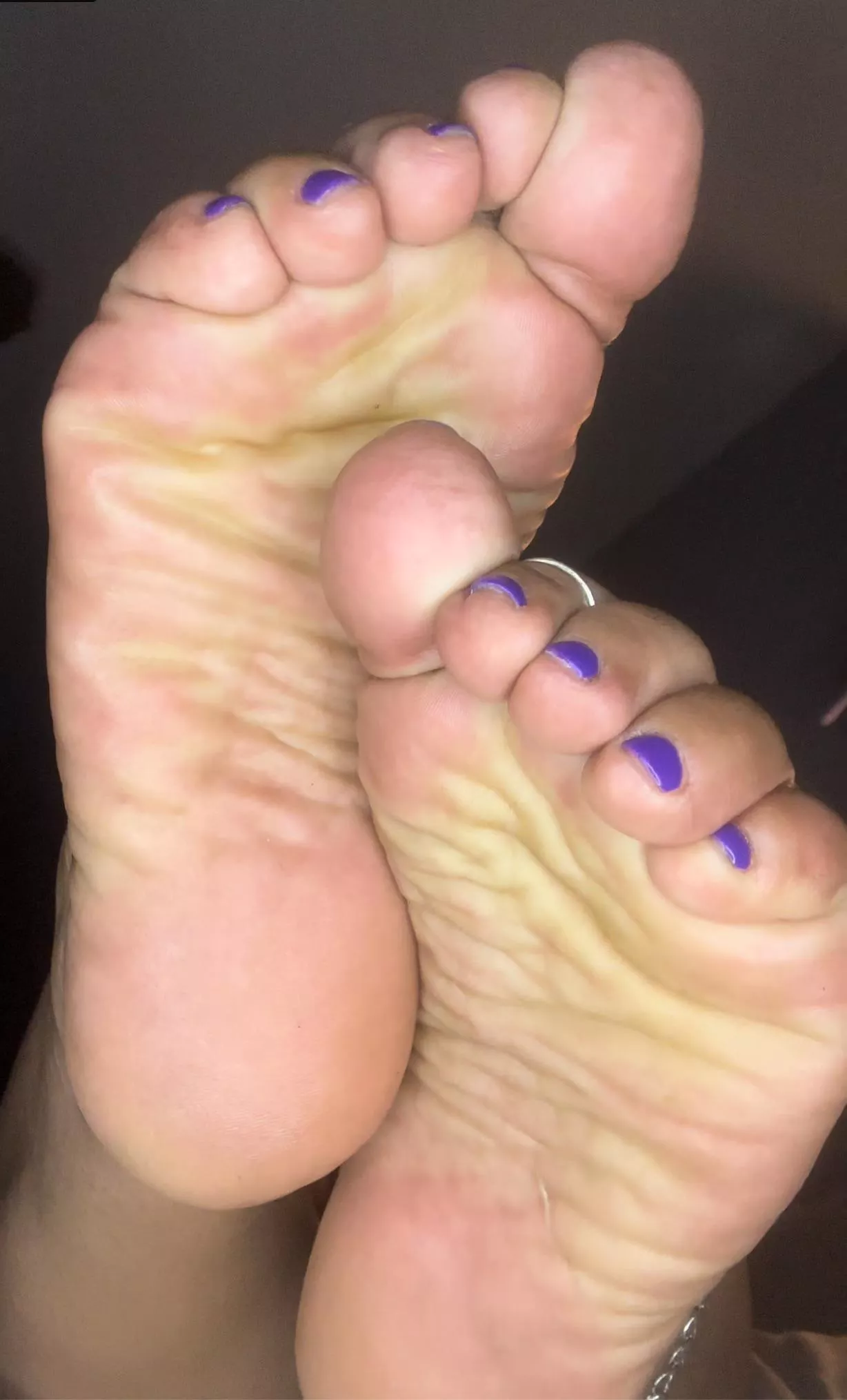 Meaty wrinkled soles to cover your face with.. 💜 OC