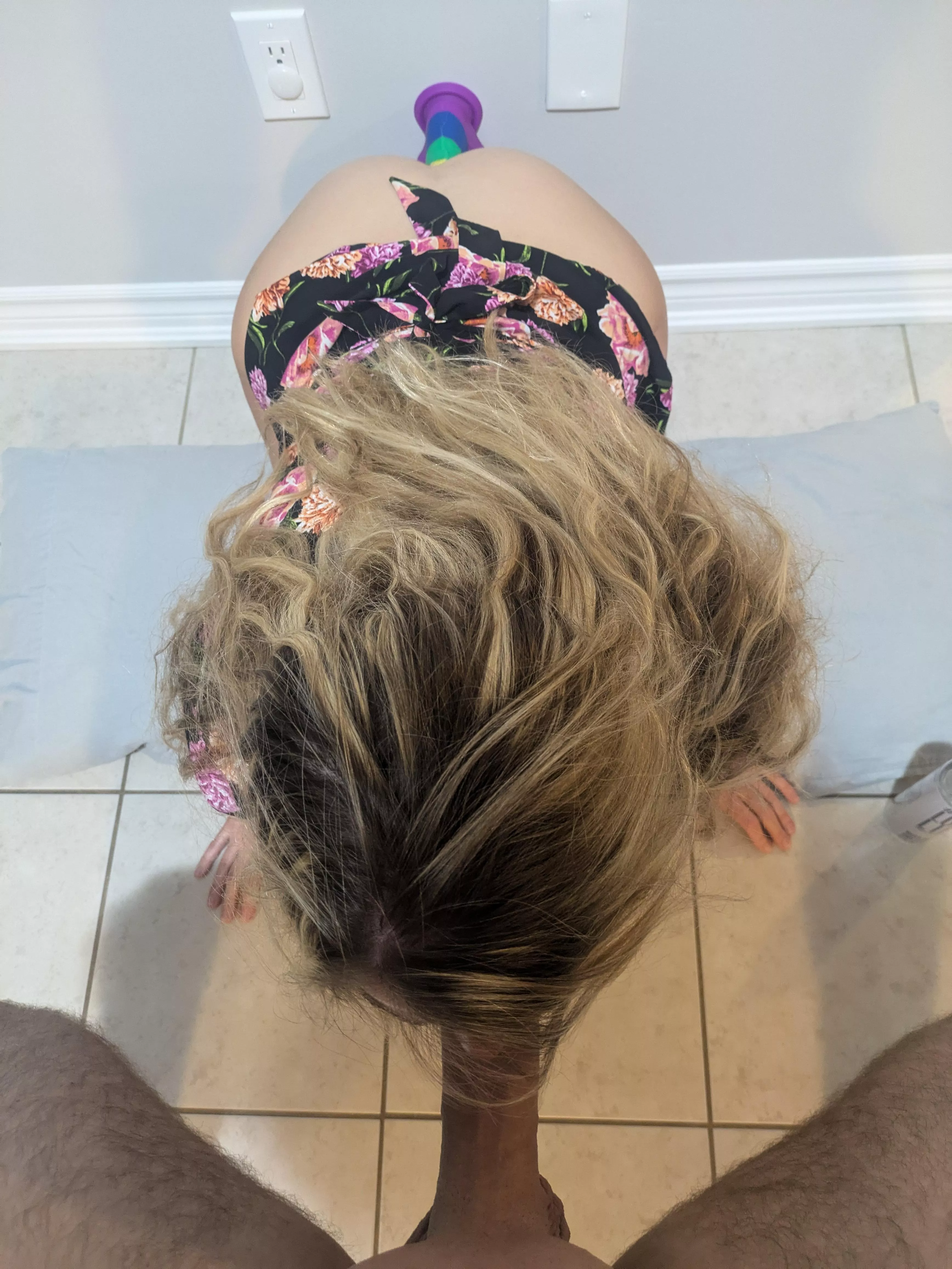 Mid week spitroast fun with a huge rainbow dildo