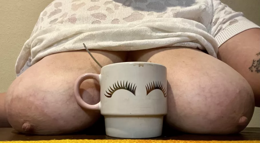 Milkers and coffee