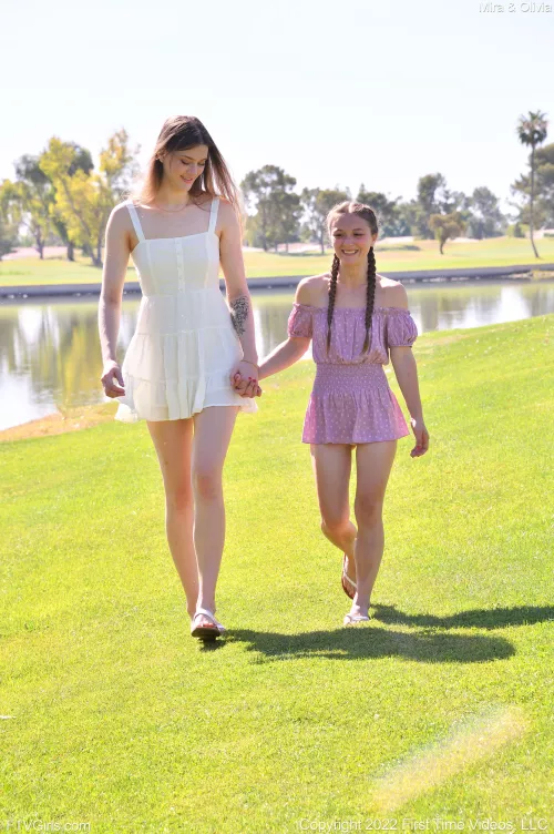 Mira & Olivia - bff?