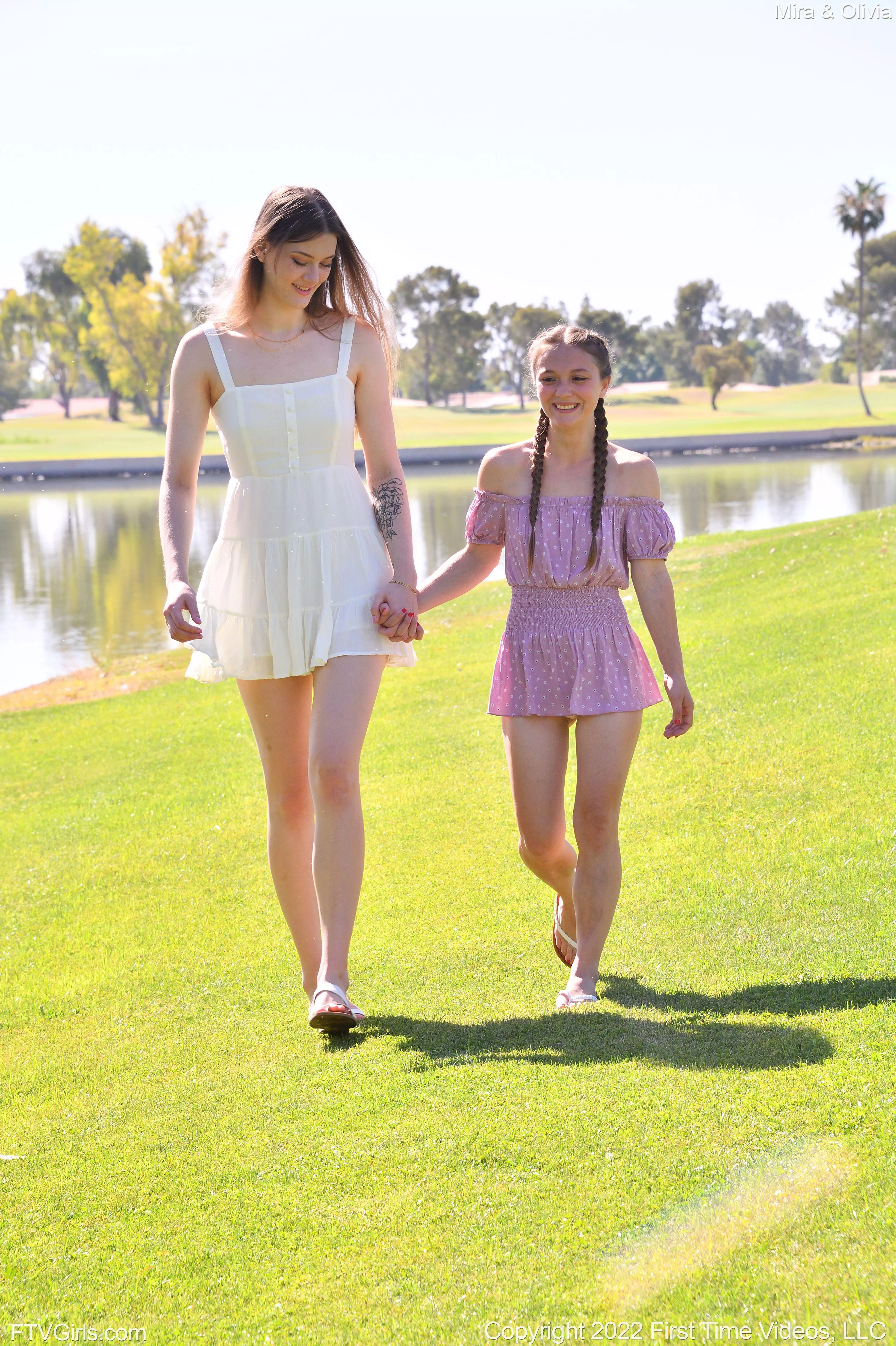 Mira & Olivia - bff?