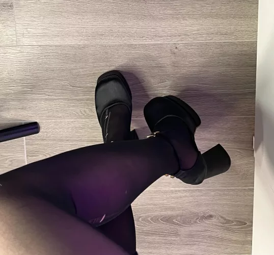 my black ripped Halloween tights and high heels