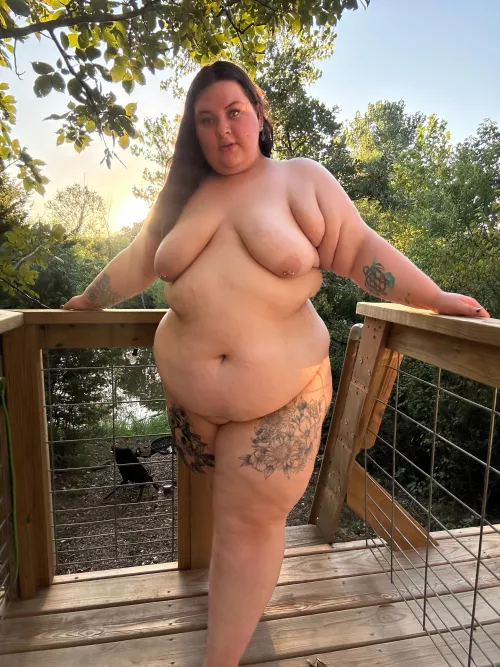 Naked in nature 🍃