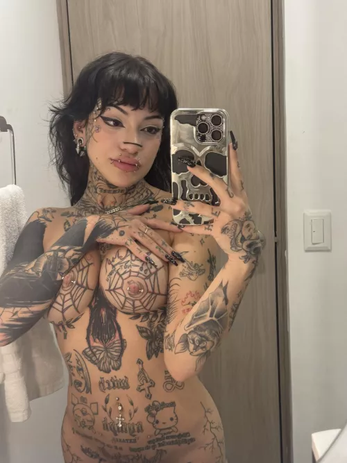 need more tiddy tats ‼️