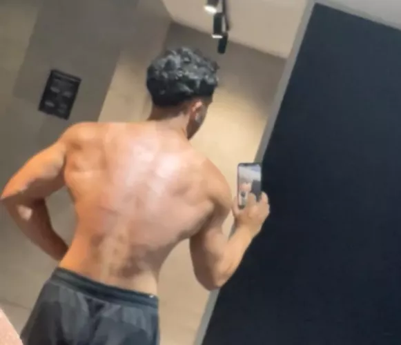 Not the only kind of back shots I like ;) 19M