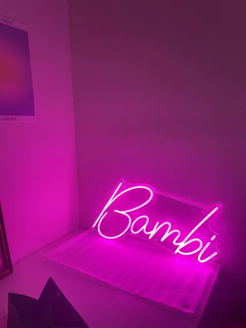 omgg Bambi got a hot new sign for her room!