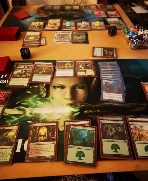 Playing at your own leisure in just your underwear will always be my favourite way to play magic! 😜❤️