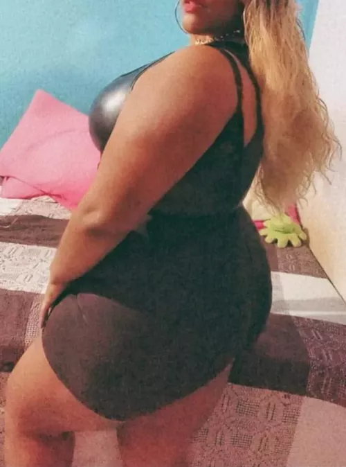 Por aqui sextamos, hein 😏🔥 Querem me ver bem gostosinha?! 👀