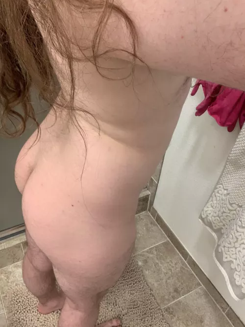 Pre shower pic, felt a little cute. First post in years!