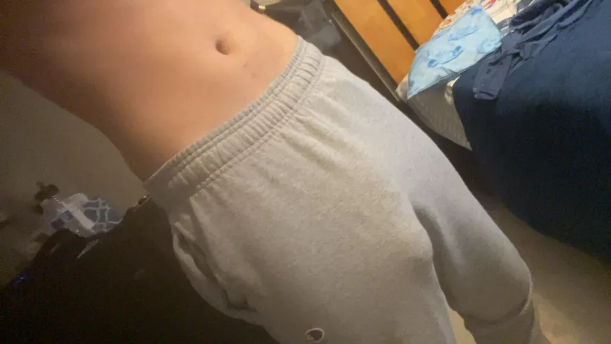 Pretty decent one, dm or comment girls